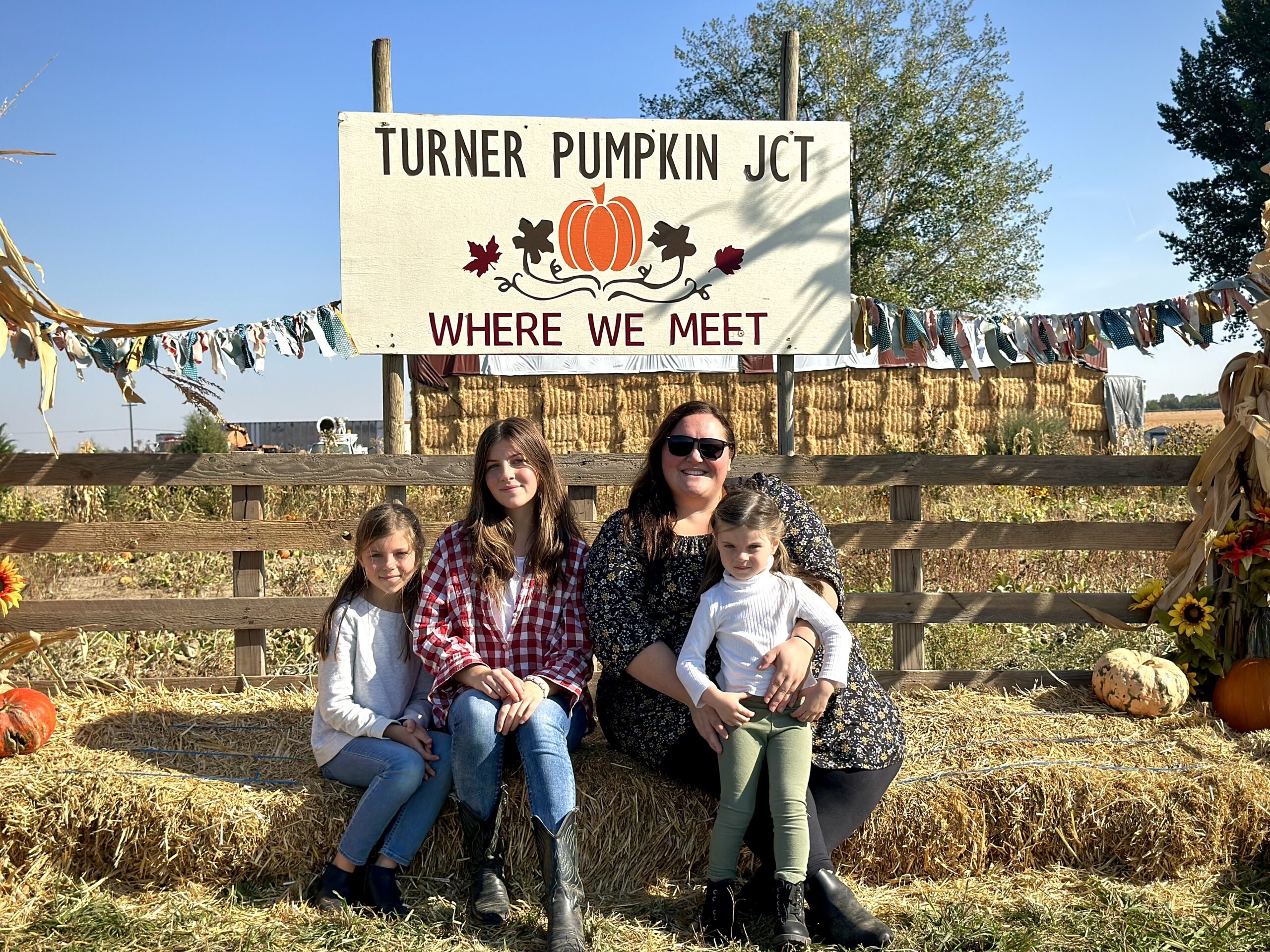 Turner pumpkin junction -102